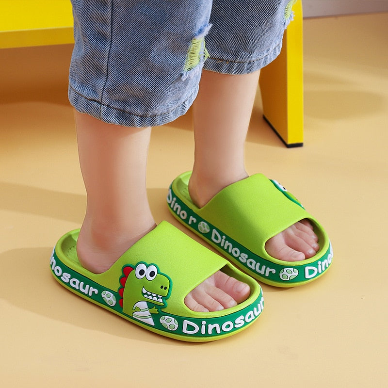 Chinelo infantil antiderrapante